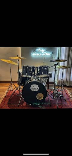 Mapex Drums 9 piece set