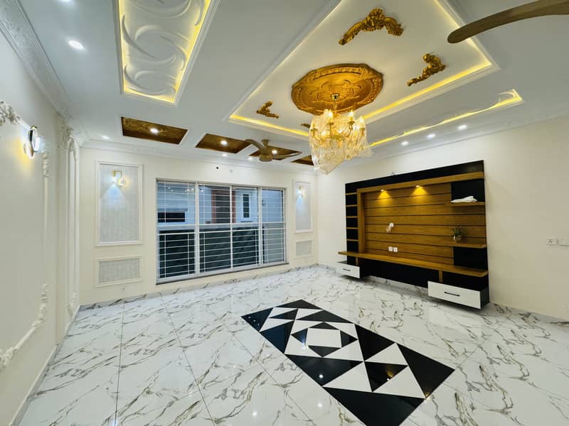 One Kanal Ultra Classic Architect Designer brand new House For Sale In Bahria Town Lahore 10