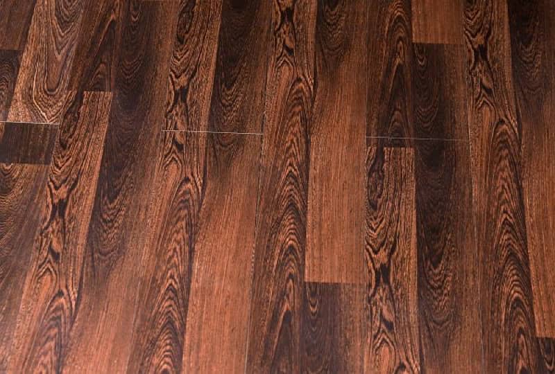 Laminate Wooden Floors, Spc Flooring, wallpaper, blinds interior . 2