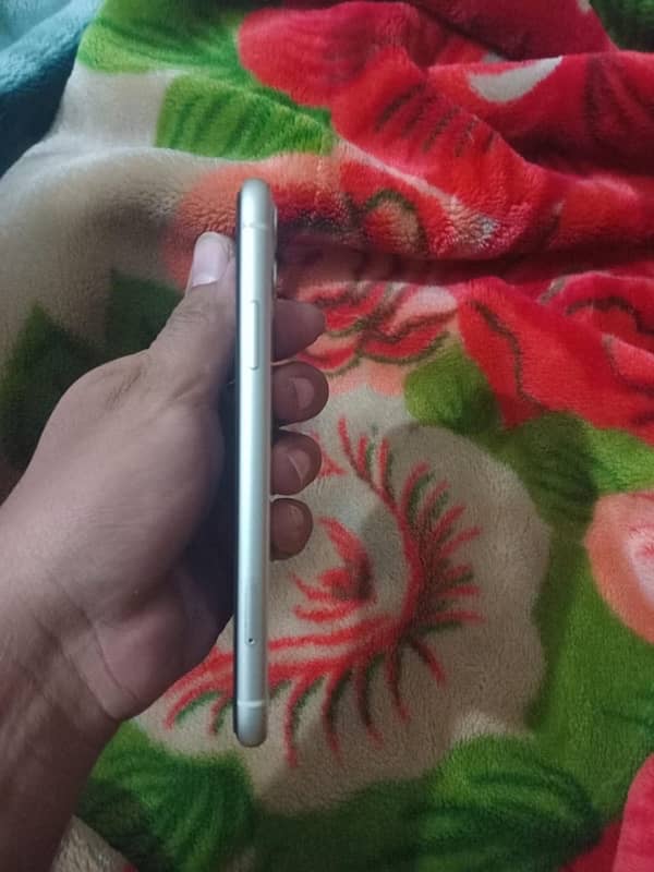 IPhone 11 Non PTA Non Active 1