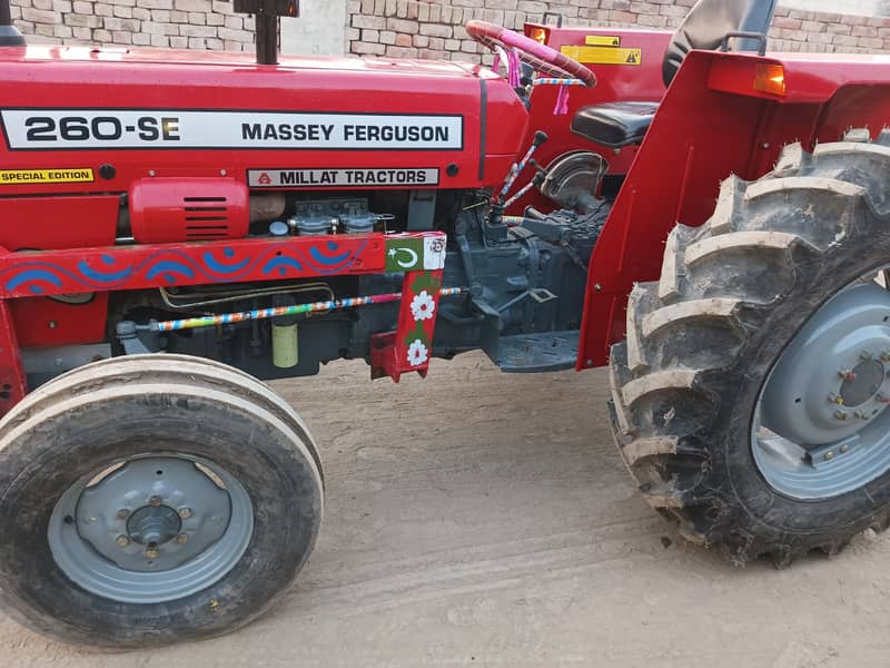 Massey Ferguson 260 Tractor Model 2023 5