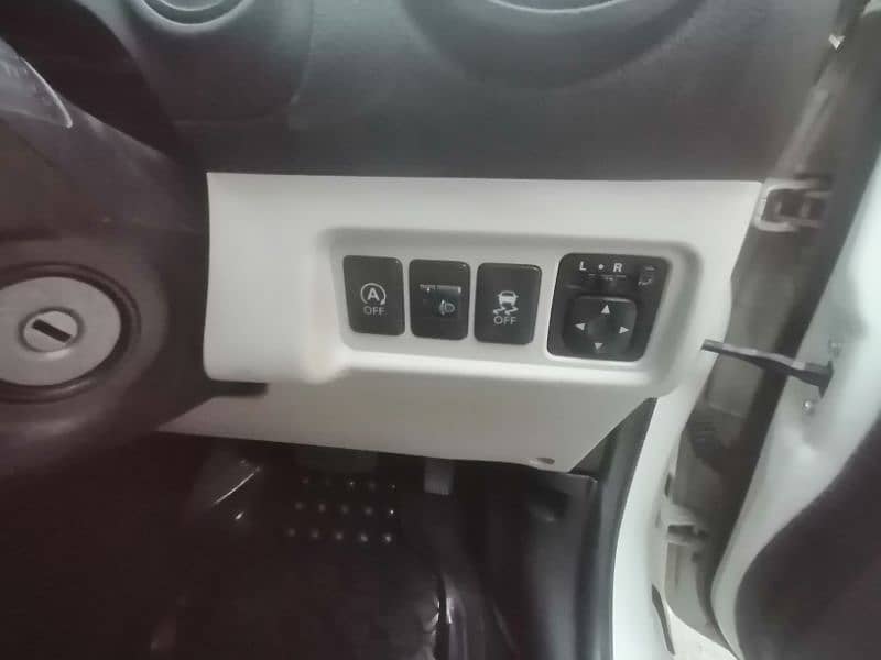 Mitsubishi Mirage automatic car 22km fuel average b/t vitz or mira 7