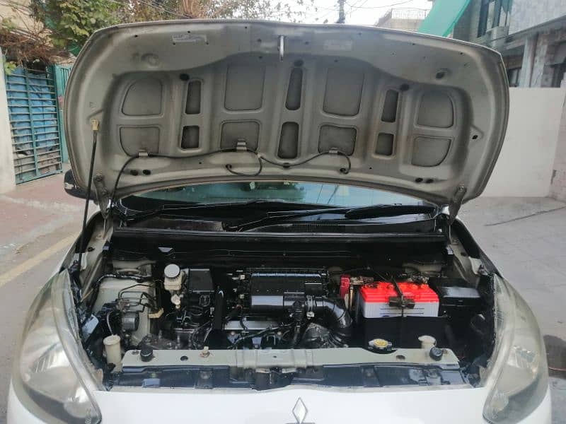 Mitsubishi Mirage automatic car 22km fuel average b/t vitz or mira 11