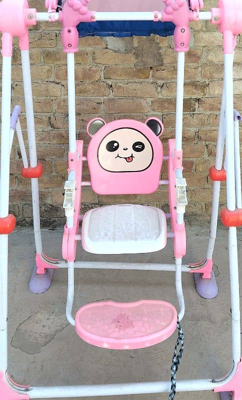 1 swing for 2 to 5 yrs child 1