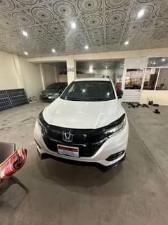 Honda Vezel Hybrid RS Honda Sensing 2018