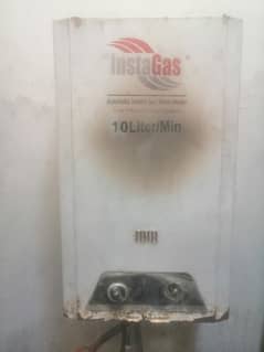 Automatic Instant 10 ltr Gas Geyser For Sale