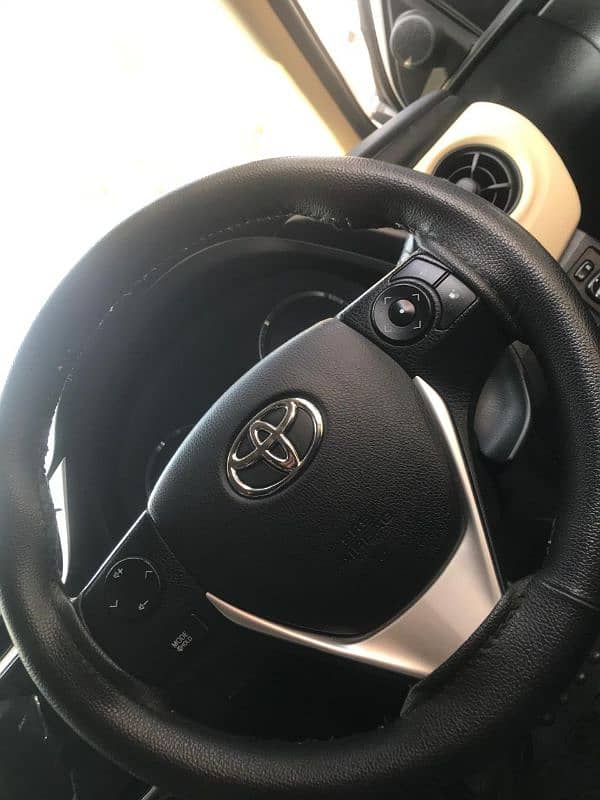 Toyota Corolla Altis 2018 12