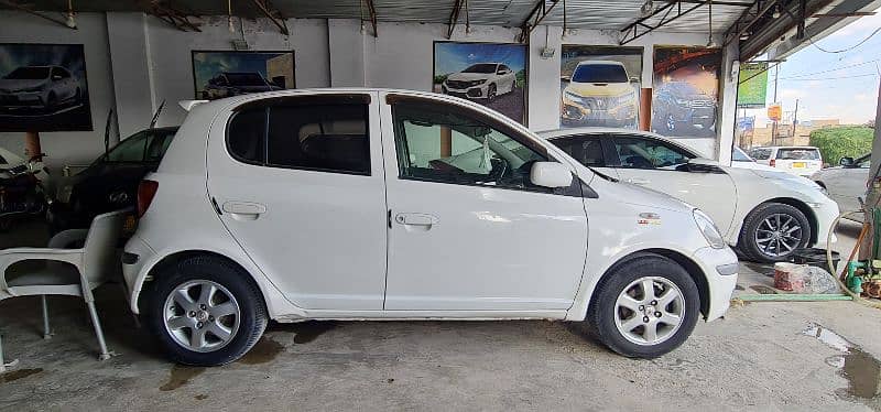 Toyota Vitz 2005 5