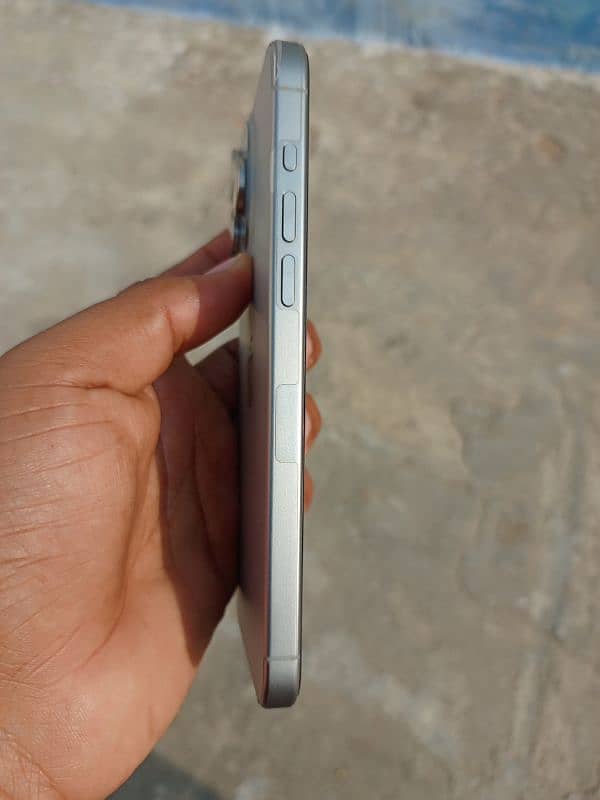 iPhone 15 Pro Max JV for Sale Natural Titanium 0