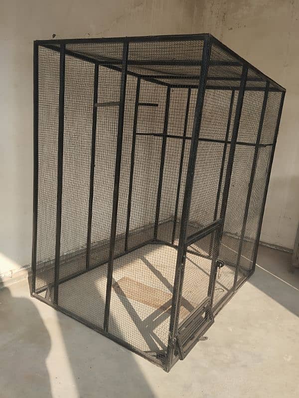 Iron Big cage for and 4 Separate cage doors 1