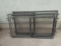 4 Separate cage doors