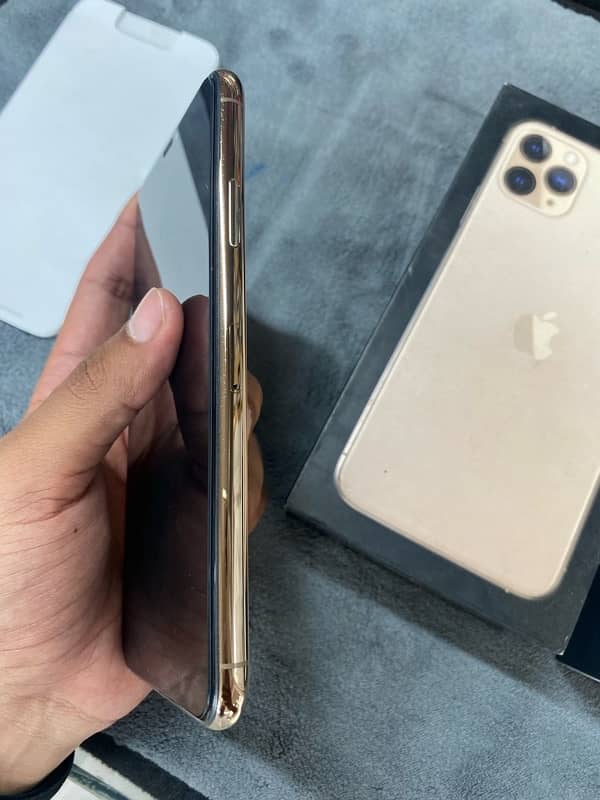 iphone 11pro max 6