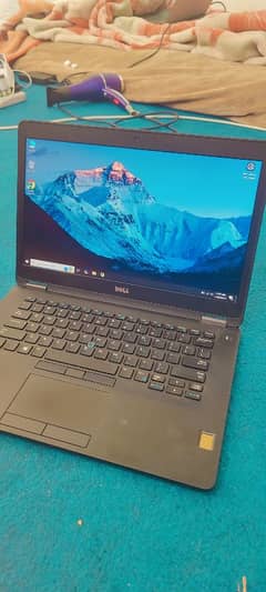 dell Core i7 6th gen 8 GB Ram 256 GB SSD