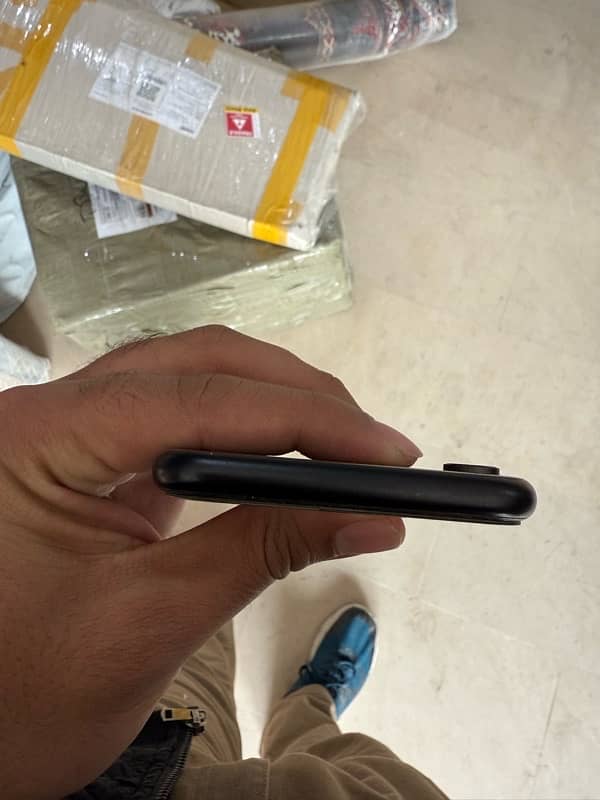 iphone XR HK Pta Approved 3