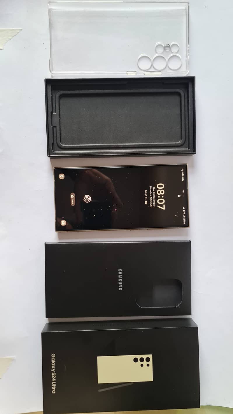 Samsung Mobile S24 Ultra with Complete Box Used Only 2 days 8