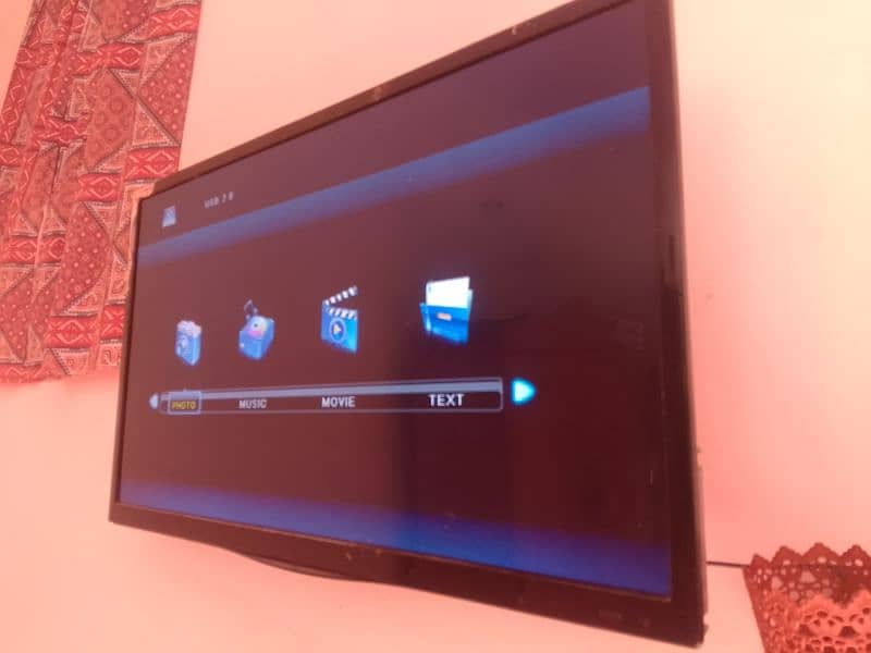 42 inch LED in good condition 0