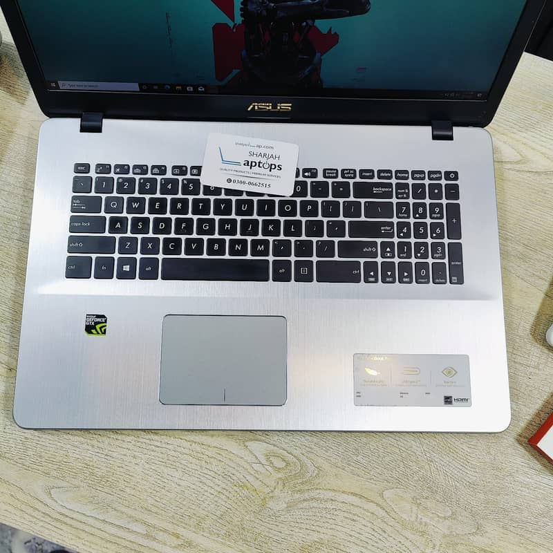 Asus Vivobook Pro 17 Core i7 8th Gen 4