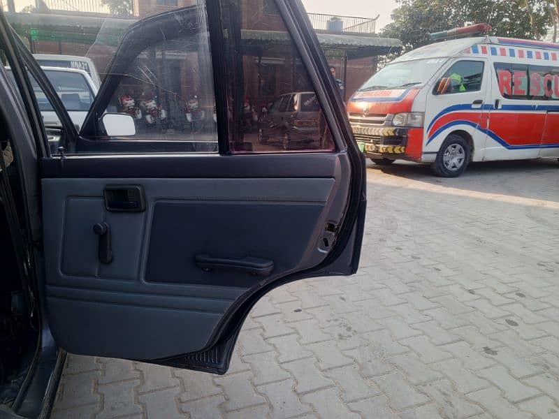 Suzuki Mehran 2016 5