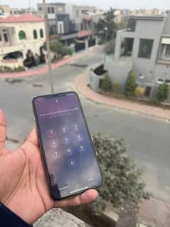 iPhone xs max 512gb pta approved for sale