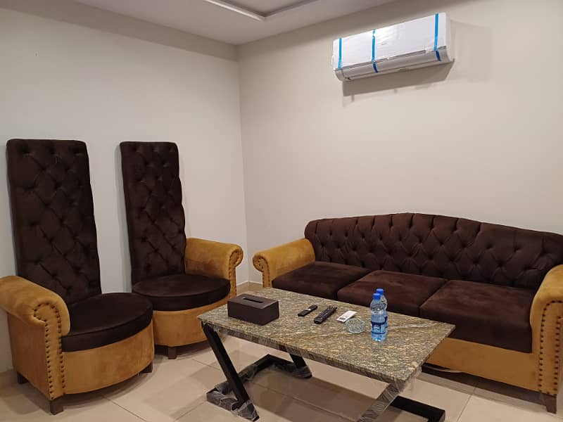 1 Bed Fully Furnished Luxury Apartment For Sale In Bahria Town Lahore On Investor Rate 4