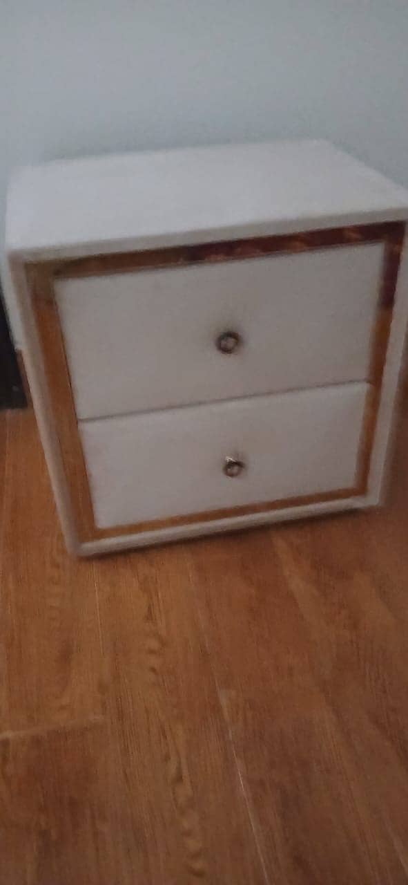 2 single beds with drawers(used for one week only) 2