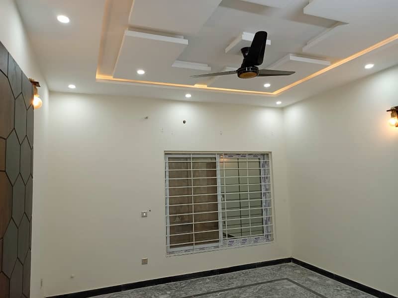 8 Marla Brand New 1st Entry Upper Portion For Rent At Reasonable Price 4