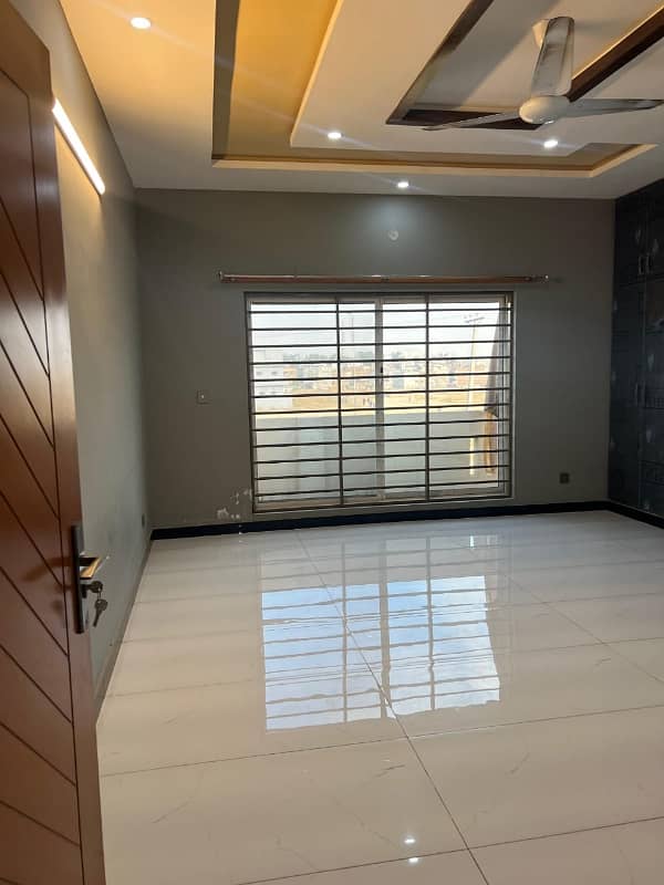 12 Marla Brand New Beautiful Ground And Upper Portion For Rent At Reasonable Price 3