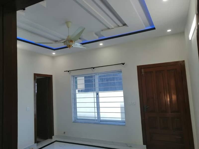 8 Marla Beautiful Upper Portion For Rent At Reasonable Price 6