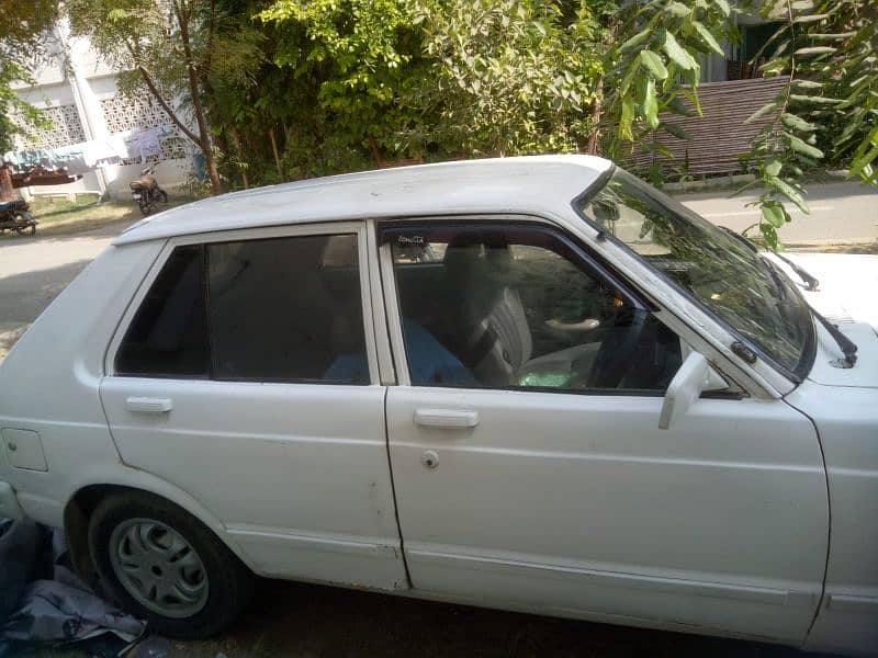 Toyota Starlet 1984 10