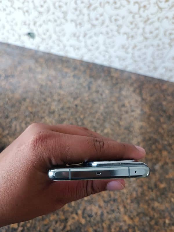 OnePlus 5g Brand new condition 4