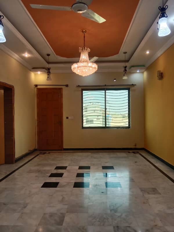 40x80 upper portion for rent in G-15 Islamabad 16