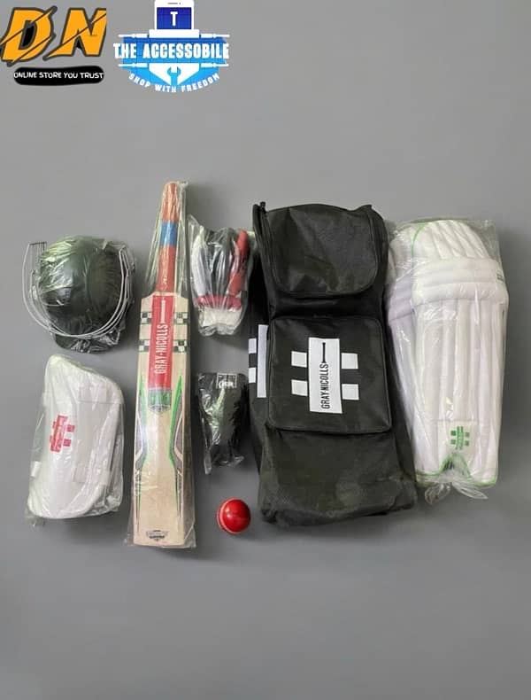 Complete cricket set/ Cricket bat and ball/ Cricket equipment 1