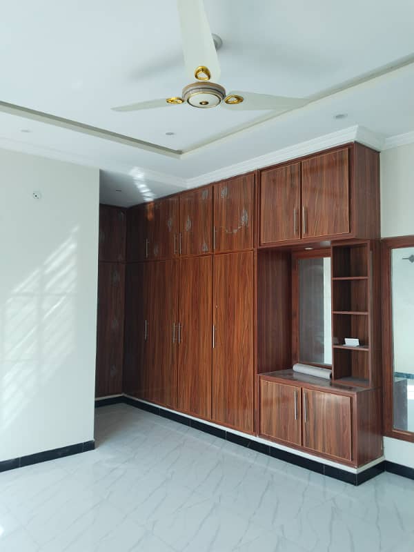 50x90 Upper Portion for rent in G-15 Islamabad 10