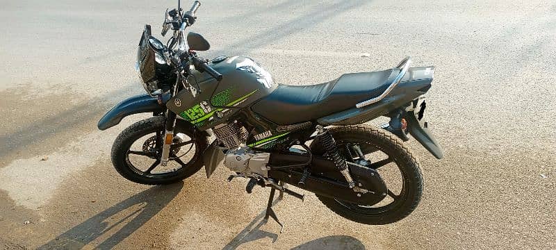 *Yamaha YBR 125G Model 2024 [ TOTAL GENIUN]* 1