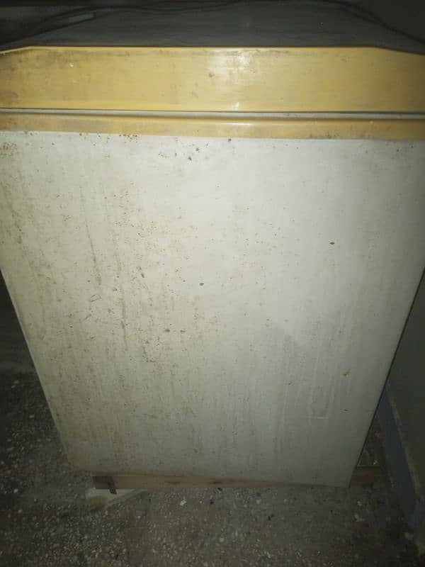 freezer for sale working good 4