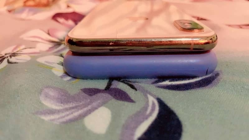 iphone xs non pta scom + ufone sim working 4