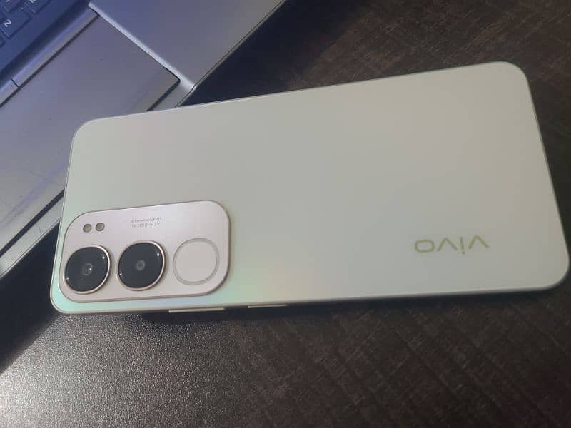 Vivo Y19s 6+6 128 7