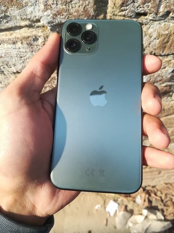 Iphone 11 pro (factory unlocked) 0