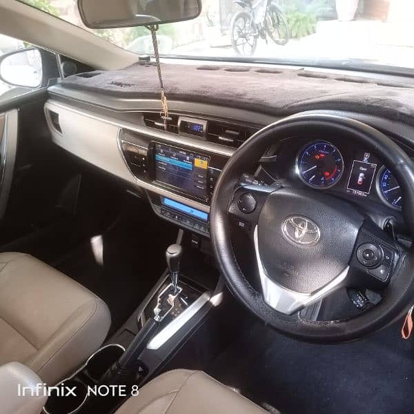 Toyota Corolla Altis Grande 2017 4