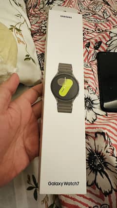 Box packed samsung galaxy watch 7