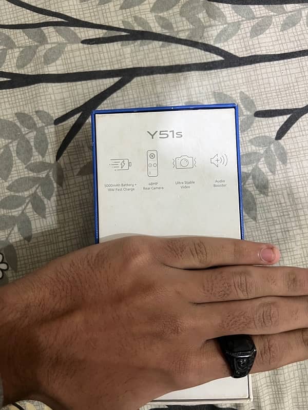 vivo y51s 8/128 3