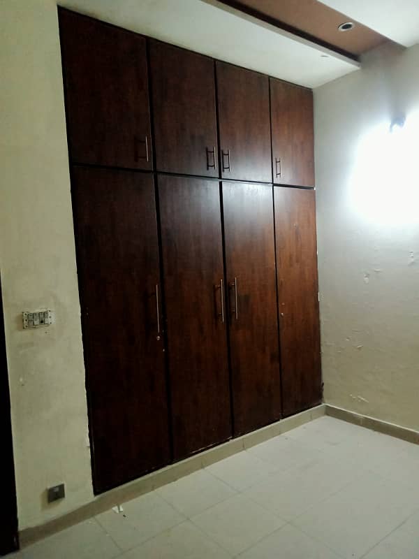 3.5 Marla Upper Portion For Rent In PSIC Society Near Lums Dha Lhr 5