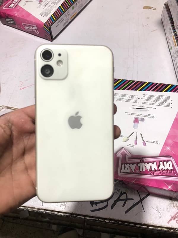 iPhone XR 0