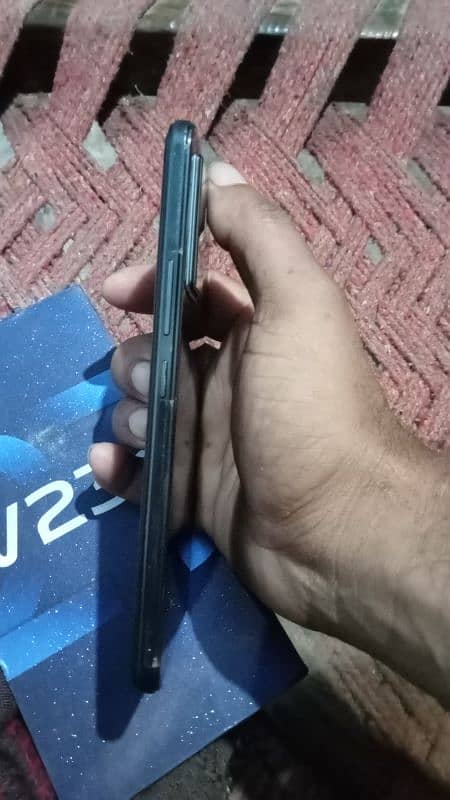 vivo v23e from sale 256 memory 4