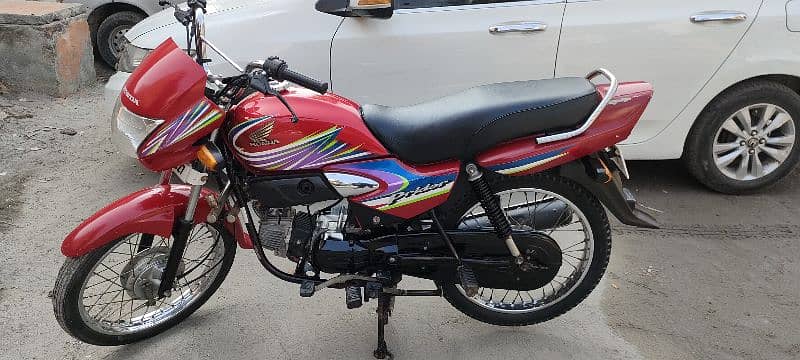 Honda pridor 100 Model 2019 Lush Condition 0