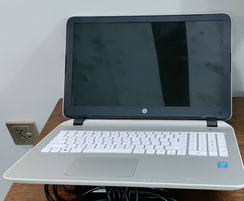 HP Pavilion P239ne 15Inch for Sale 0