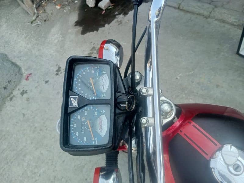 Honda 125 Model 2023 Rawalpindi Number 1