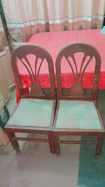 Dinning table with four chairs 4