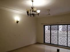 17 Marla House available for rent in Askari 10, Lahore