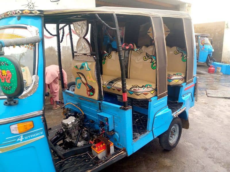 chingchi rickshaw 6 seater 1